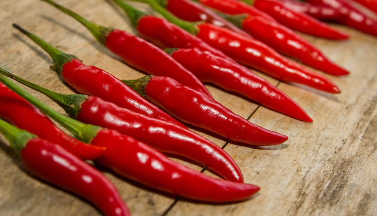 красный перец в стручках