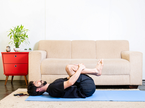 Йога при сколиозе