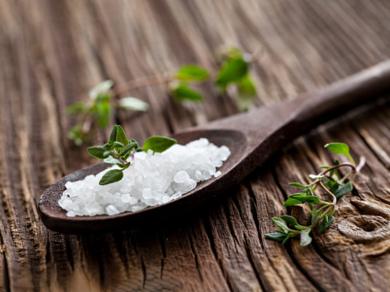 Солёные продукты: свойства и примеры