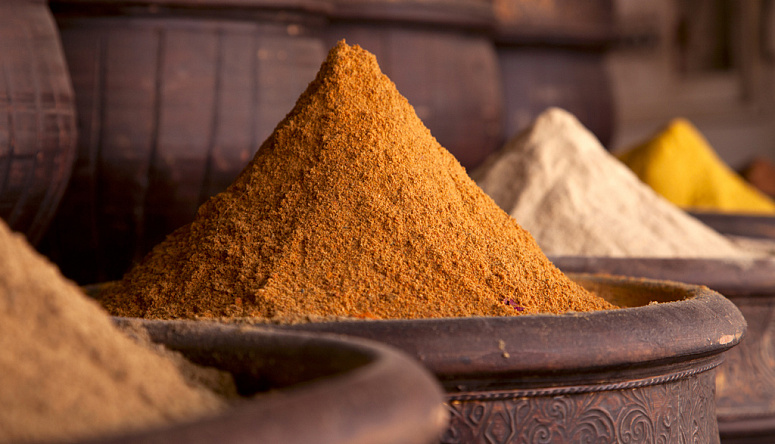 специи в горшках