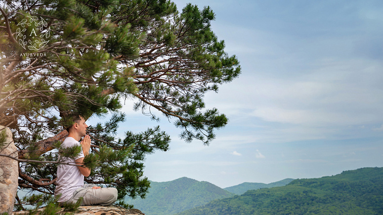 йог в горах