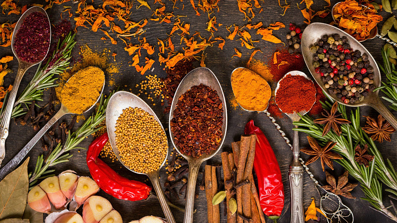 специи в ложках